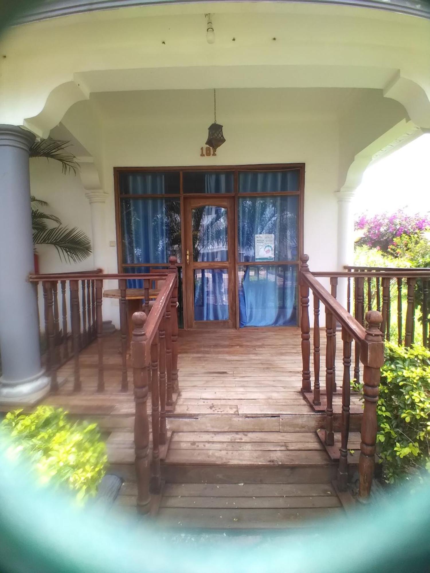Hotel In Ras นูงวี ภายนอก รูปภาพ